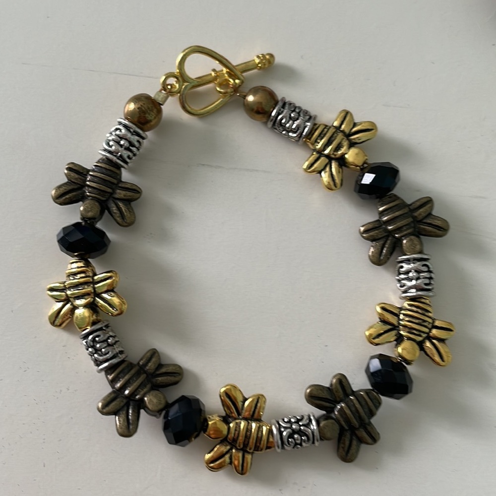COPY - Bee’s bracelet